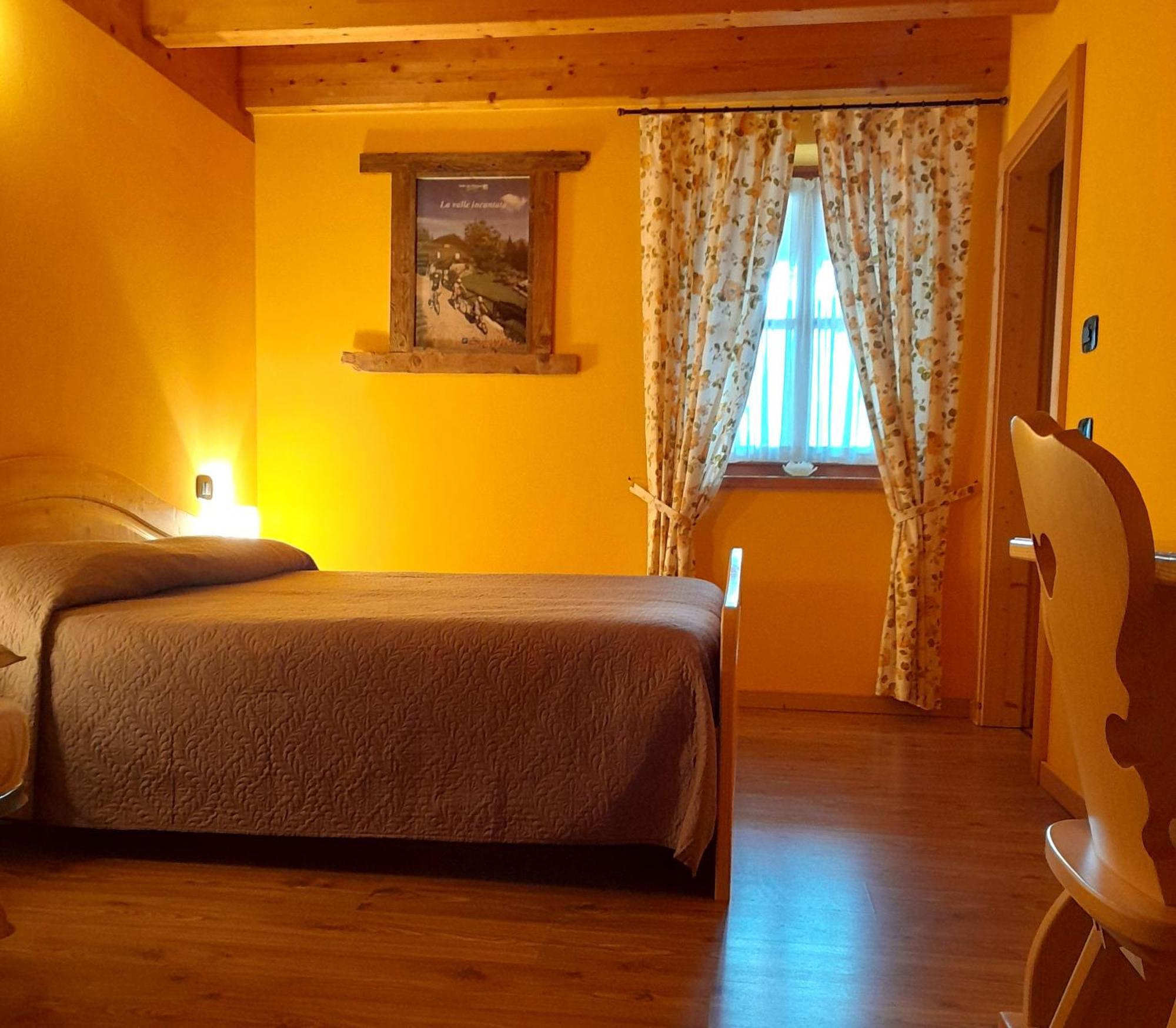B&B Chalet Dolomiti Sant'Orsola Buitenkant foto